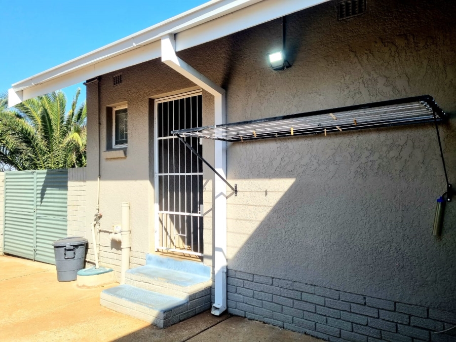 4 Bedroom Property for Sale in Hillcrest Northern Cape